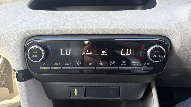 Toyota Yaris 1.5 Hybrid Excel 5dr CVT Hybrid Hatchback